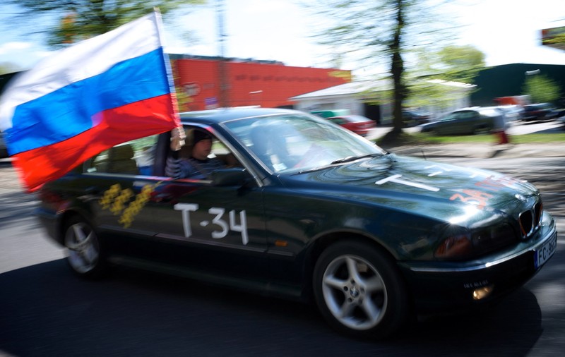 Letonia interzice mașinile înmatriculate în Rusia, iar vehiculele confiscate vor fi trimise Ucrainei