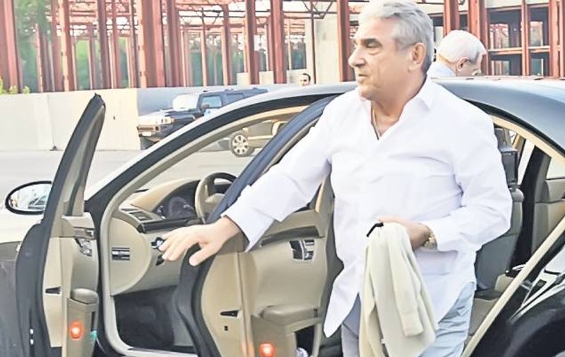 VIDEO UPDATE | Giovani Becali, criză de nervi la tribunal. L-au calmat Borcea şi apariţia jandarmilor 