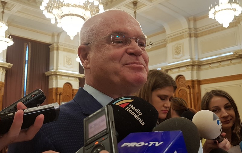 PSD critică concluziile Comisiei de la Veneția; Nicolicea: ”Mi se pare cam deplasat, ca să nu zic că se fac de râs”; Opoziția îi cere lui Dragnea să renunţe aruncarea în aer a ordinii politice