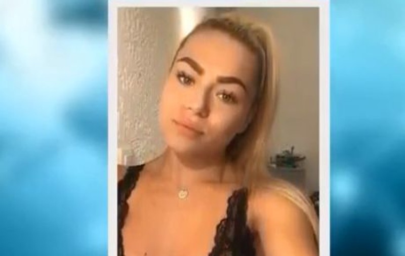 Oribil ce i s-a întâmplat unei tinere care a mers să se vopsească la coafor