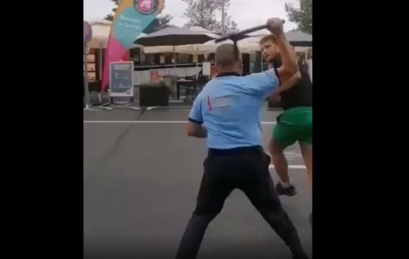 Bătaie într-o parcare din Cluj-Napoca. Un agent de pază a lovit un tânăr care înjura