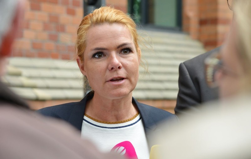 Proces istoric în Danemarca. Fost ministru al imigrației, acuzat de separarea unor cupluri care solicitau azil