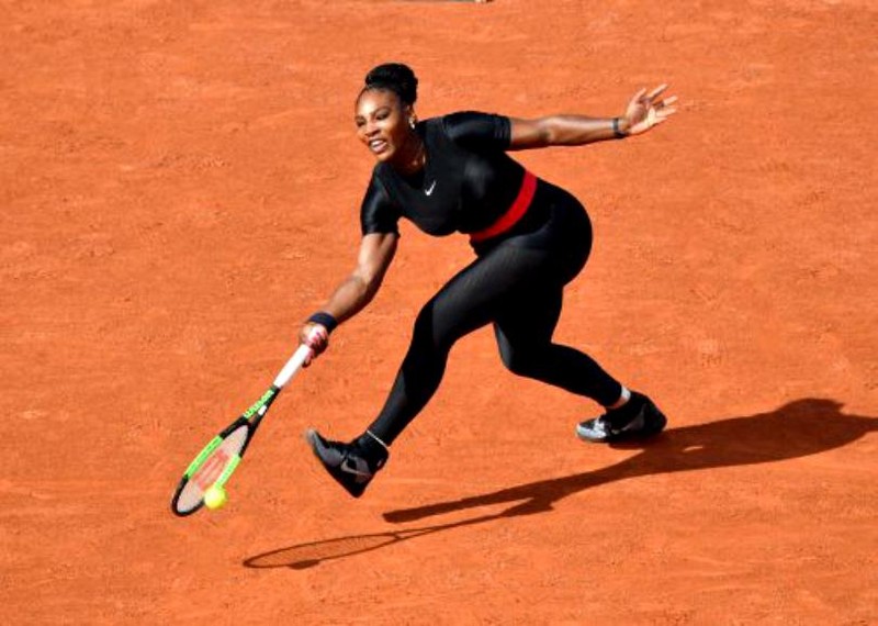 Serena Williams, îmbrăcată în costumul negru