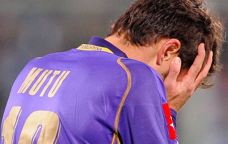 Cum a intrat Adrian Mutu în Italia, de vreme ce avea interdicție? ”S-a umilit și a plătit amenda penală în procesul cu ospătarul pe care l-a bătut!”