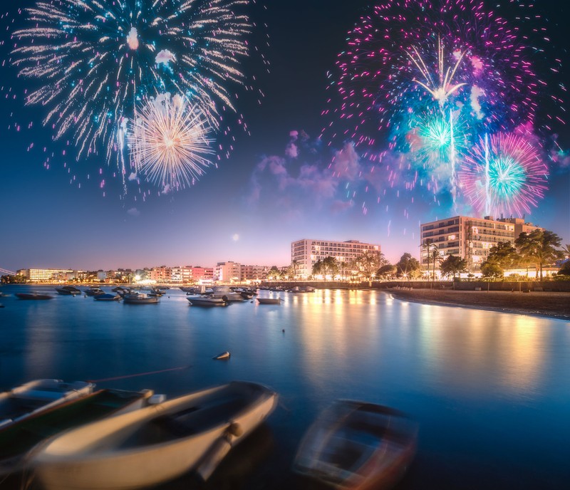 Ibiza este mereu locul ideal pentru petreceri. Foto: 123rf