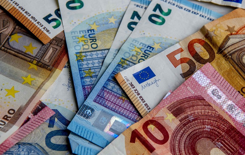Două îngrijitoare românce au primit moștenire peste un milion de euro de la italianul bogat pe care l-au îngrijit. Ce au făcut rudele bărbatului