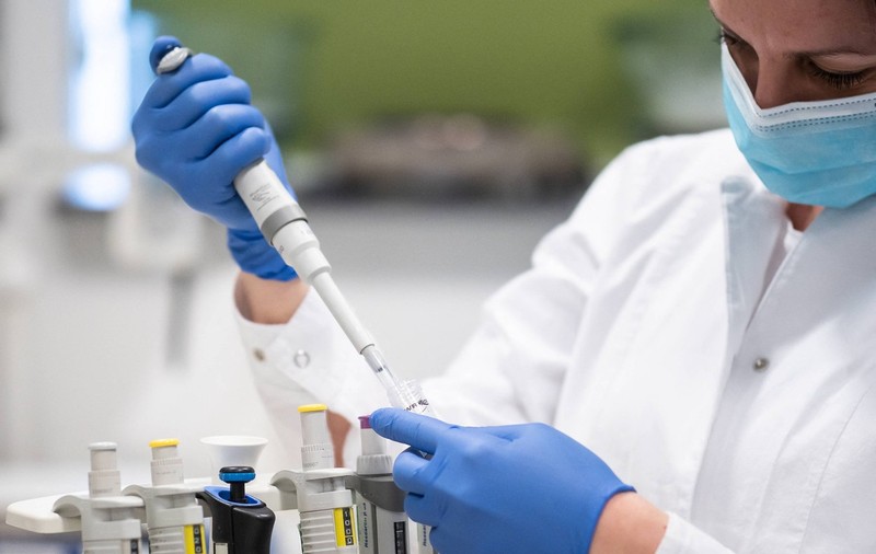 Compania americană Novavax a anunțat că vaccinul său are o eficienţă de 89% împotriva COVID-19, dar redusă contra mutaţiei sud-africane