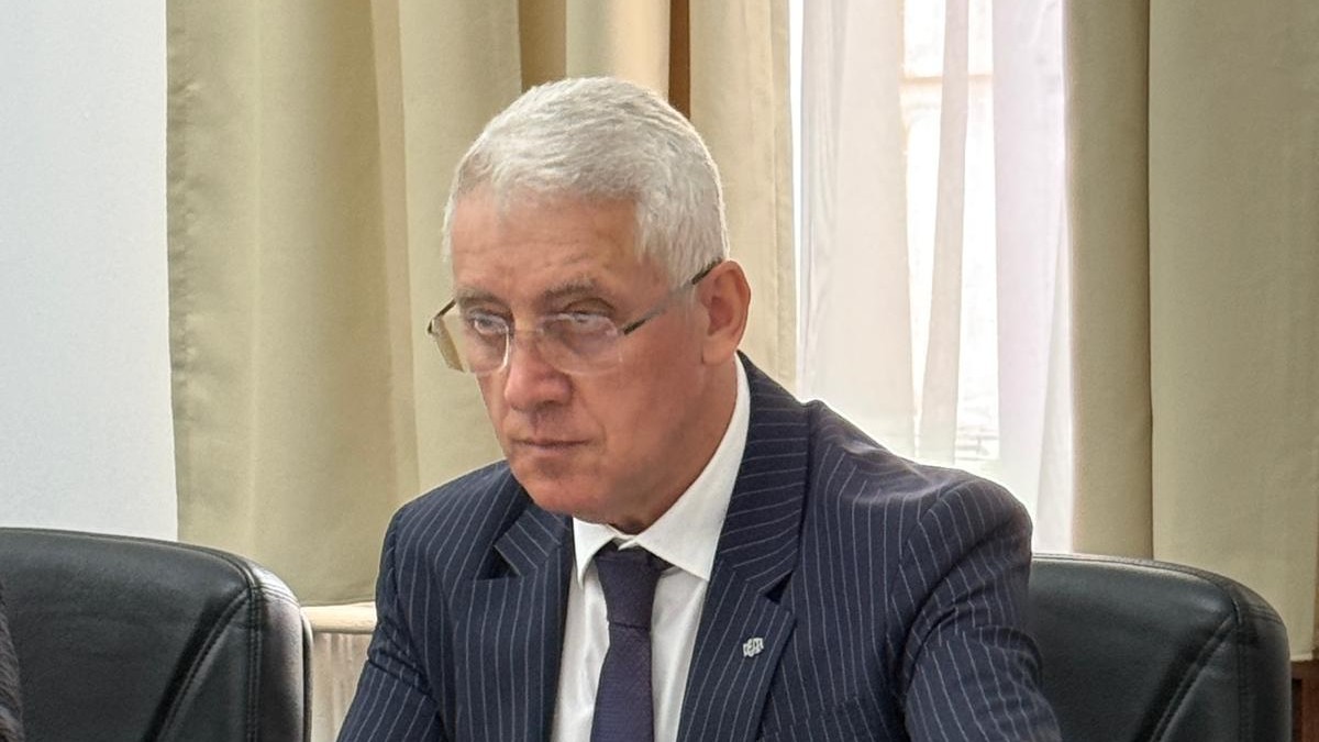 Adrian Țuțuianu, președintele AEP FOTO roaep.ro