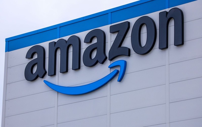 Mai multe unități Amazon din SUA sunt în grevă, cu câteva zile înainte de Crăciun