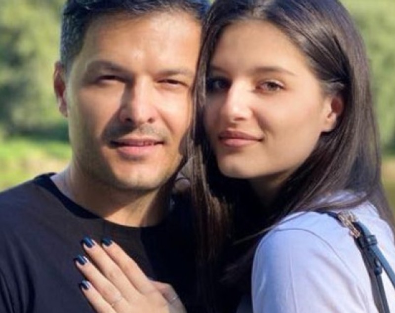 Carmina, fiica lui Liviu Vârciu, a izbucnit în lacrimi: „Trec uneori prin niște stări foarte nașpa ale vieții mele”