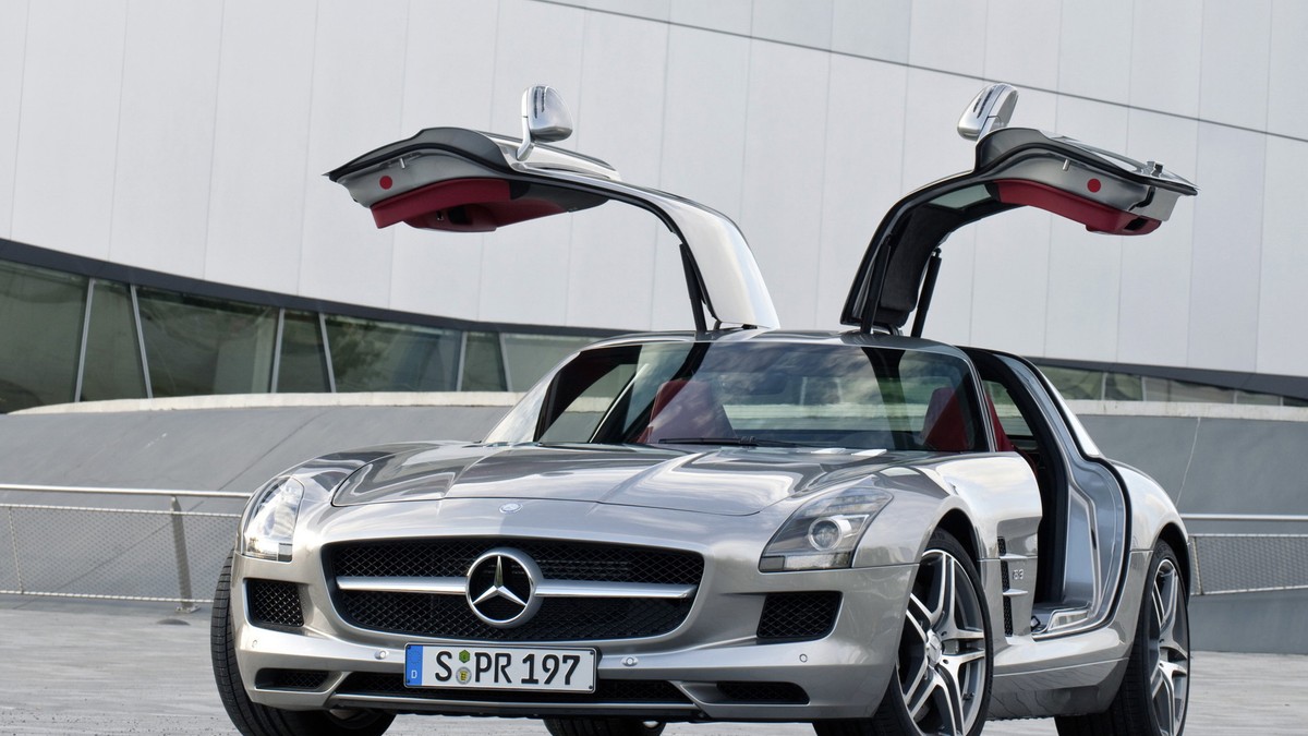 60.000 de maşini Mercedes-Benz rechemate în service