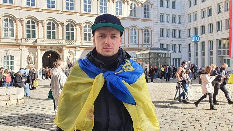 Mesajul lui Kostyantyn Panchenko pentru lume este că Putin e „un terorist internațional”