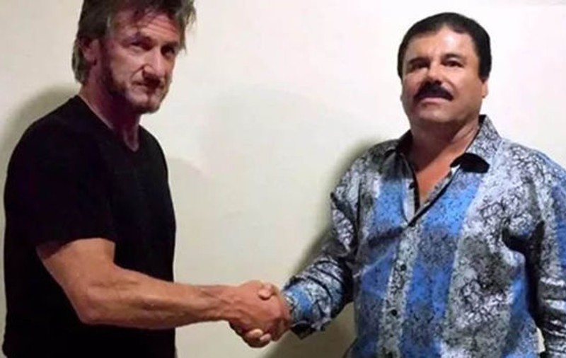 Lumea se înghesuie să cumpere modelul cămășii lui EL CHAPO | VIDEO