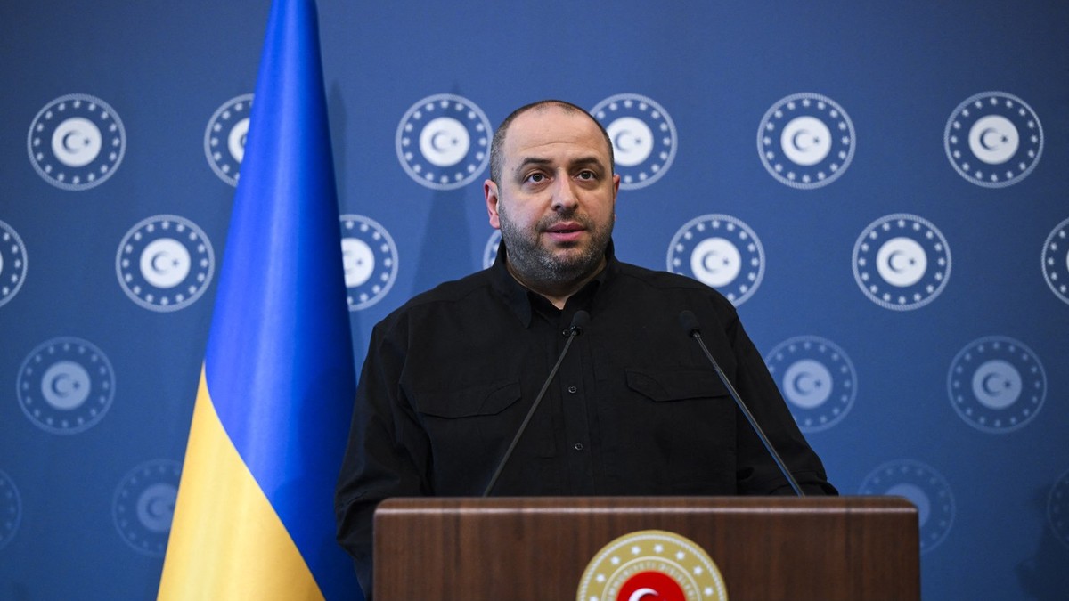 Rustem Umerov, într-o conferință de presă, la Istanbul. Imagine cu caracter ilustratv Foto: Profimedia