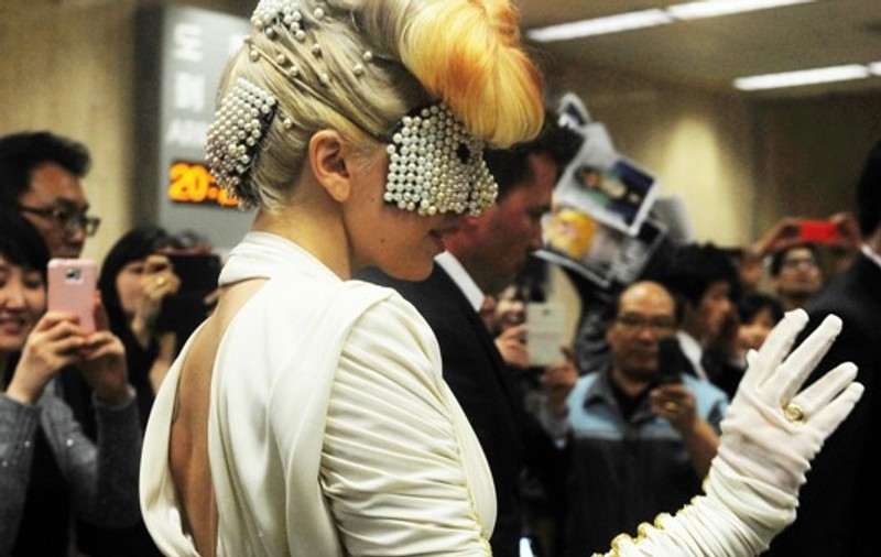 Concert Lady Gaga în România. Iată DETALII din culise, care te vor LĂSA CU GURA CĂSCATĂ!