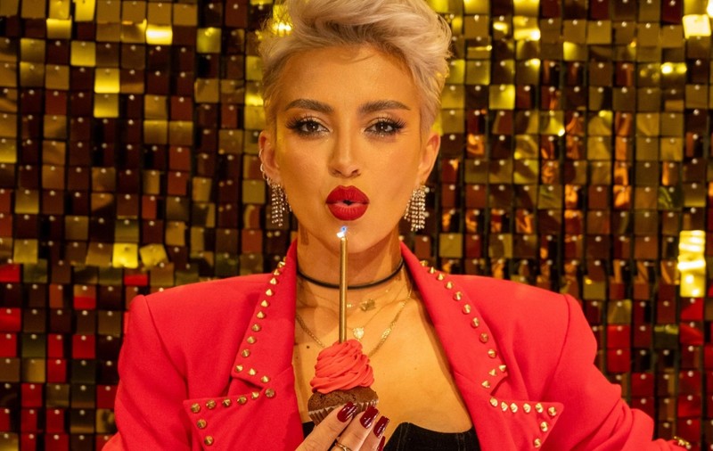 Giulia Anghelescu, de urgență la spital, după ce a consumat un fruct din piață. Cum se simte artista