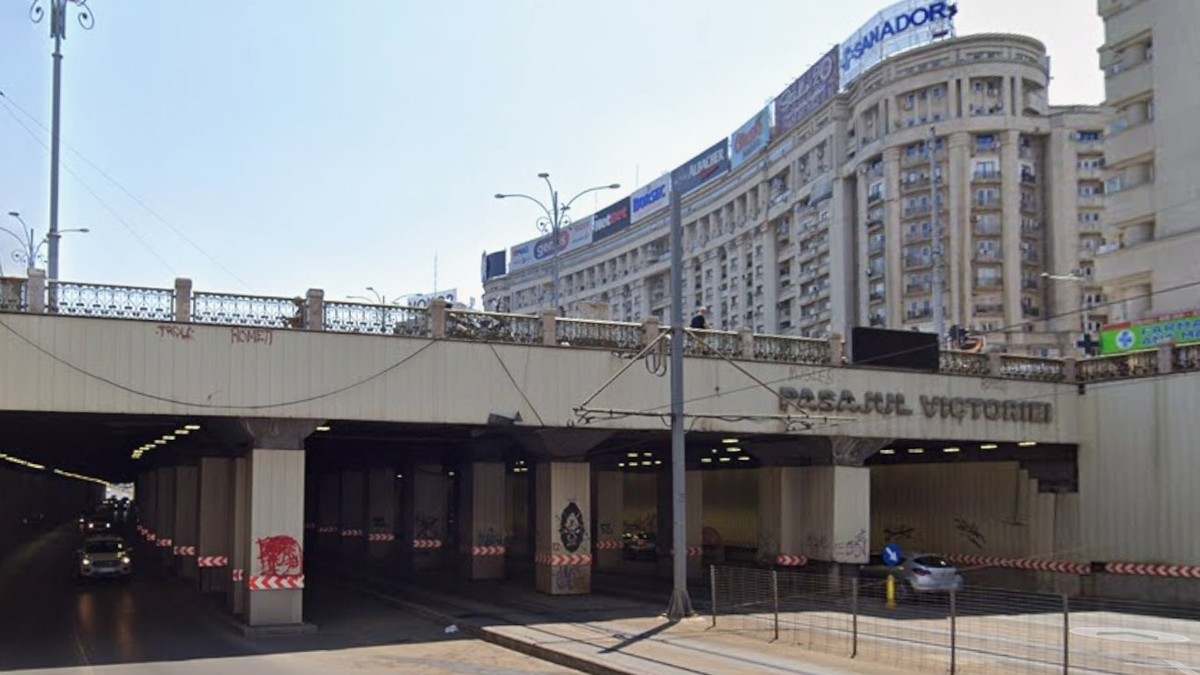 Pasajul Victoriei a fost construit în 1987