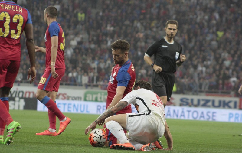 Povestea unui derby fără stele! / FOTO