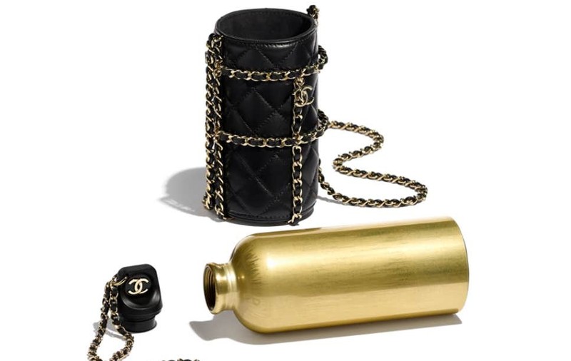Chanel vinde o sticlă de apă cu 5.200 de euro. În Marea Britanie, stocul s-a epuizat