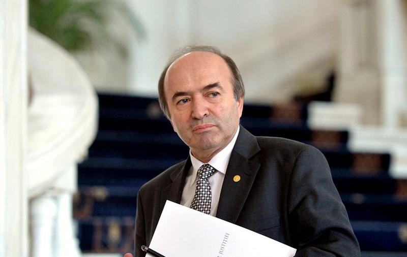 Tudorel Toader, despre Cristi Danileţ: A devenit un comediant în Justiţie