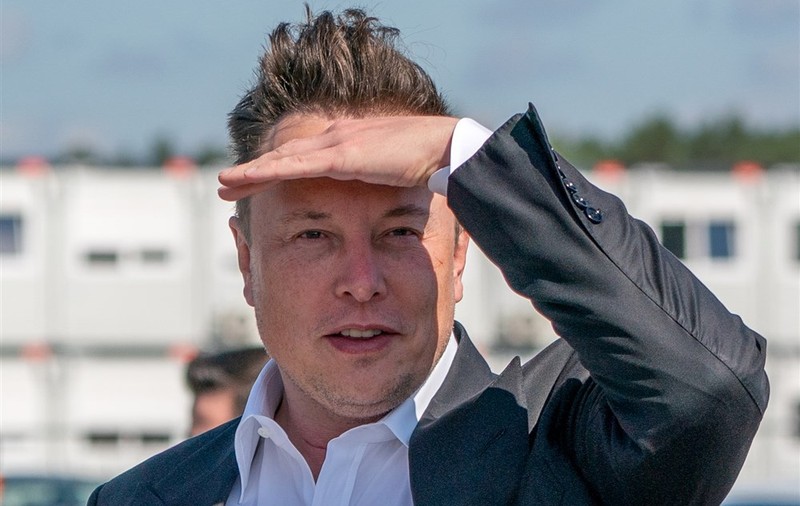 Twitter a suspendat contul utilizatorului care îi monitoriza avionul privat al lui Elon Musk