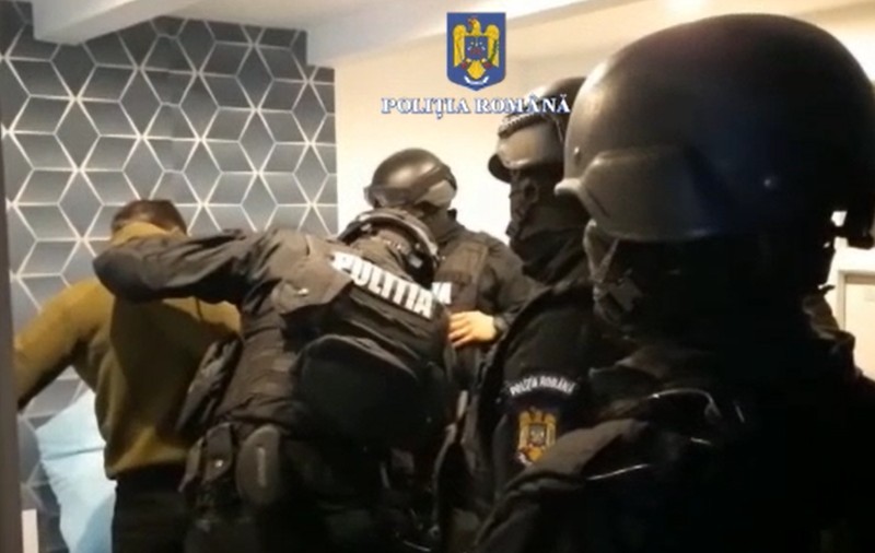Un total de 43 de ani de închisoare pentru nouă traficanţi care deţineau monopolul pe piaţa drogurilor din Călăraşi. Cum funcționa rețeaua