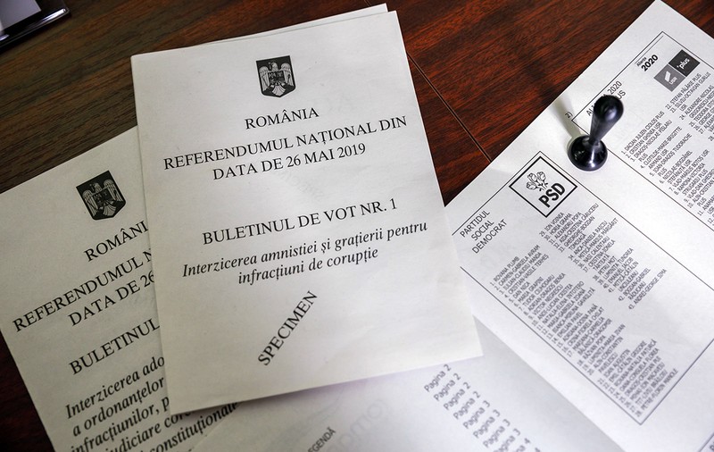 Buletinele de vot au început să fie distribuite la secțiile de votare