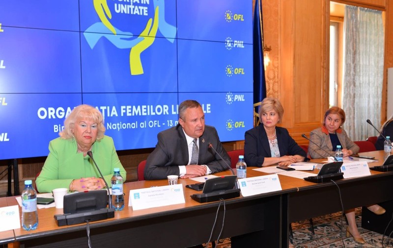 Nicolae Ciucă: „PNL susține cât mai multe doamne în funcții de conducere”