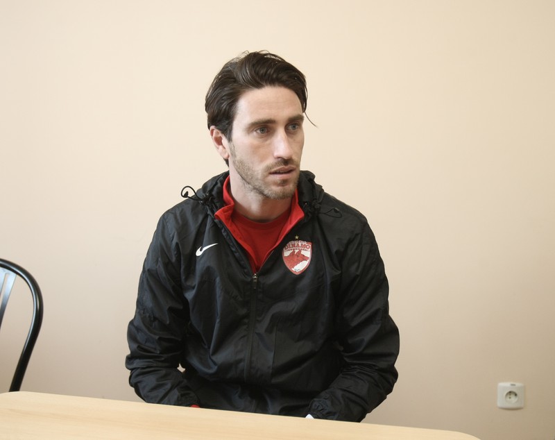 Luca Ceccarelli, singurul fotbalist italian din istoria clubului Dinamo. E tatuat peste tot, urăște cafeaua din România, dar îi place viața din Liga 1 / GALERIE FOTO & VIDEO