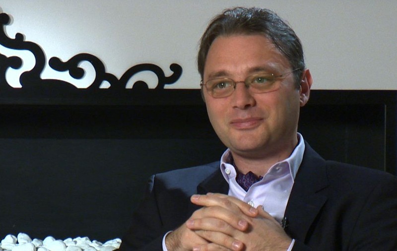 Fratele ambasadorului Luca Niculescu, depistat cu coronavirus. Petre este asistent și a ajuns în salon cu bolnavii săi