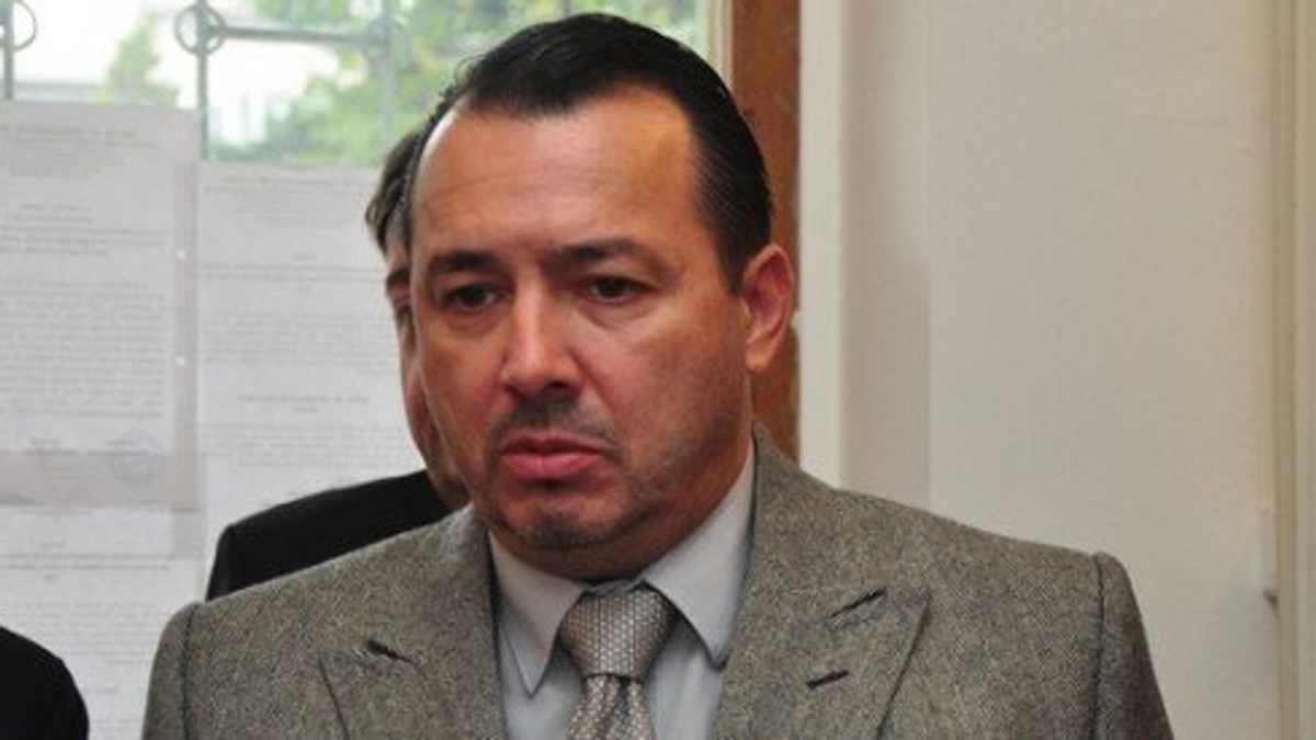 Deputatul-mitralieră Cătălin Rădulescu, ofensat de Gabriela Firea . ”Nu este nici ombilico del mondo, nici diva hollywoodiană ca să ne spună ce să facem”