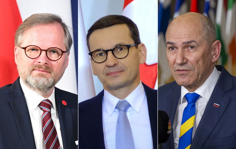 Premierii Cehiei, Poloniei și Sloveniei au ajuns în Kievul bombardat pentru a discuta cu Volodimir Zelenski