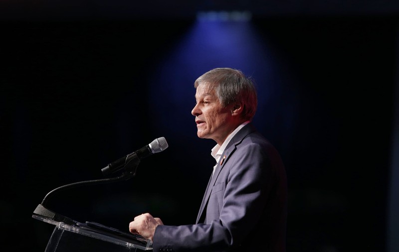 Dacian Cioloş, după ce a fost ales preşedinte PLUS:" Dacă aşteptăm să dispară acest PSD, ne vom trezi cu surpriza că se va întoarce sub alte forme"