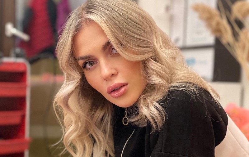 Oana Radu, bătută și traumatizată în fostele relații: „Am stat acolo, n-am făcut nimic”