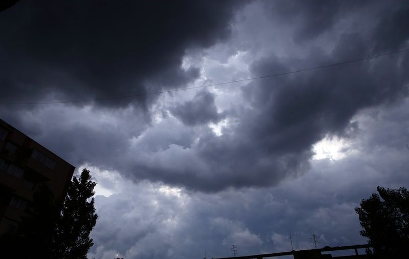 Anunţ de la meteorologi. Vremea se răcește brusc începând de duminică, 22 octombrie