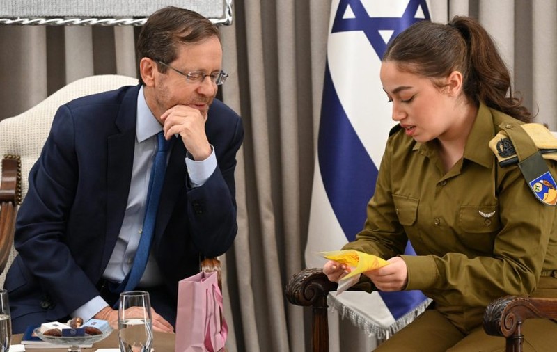 Caporalul israelian Uri Magidish s-a întors în armată, după ce a fost răpită de teroriști și a stat 24 de zile în captivitate: „Unii dintre prietenii mei sunt încă ostatici”