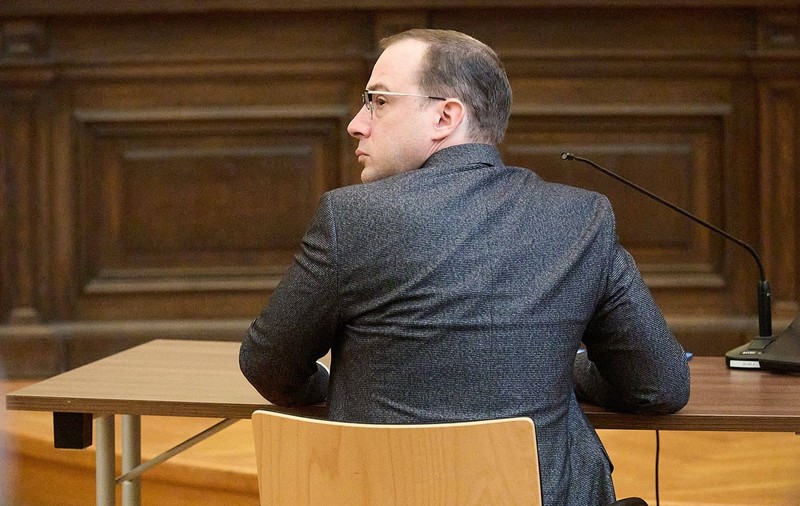 Un judecător de origine română a prezidat „procesul anului” în Austria. Actorul Florian Teichtmeister, apărat de avocatul „monstrului” Josef Fritzl, găsit vinovat de deținere de pornografie infantilă