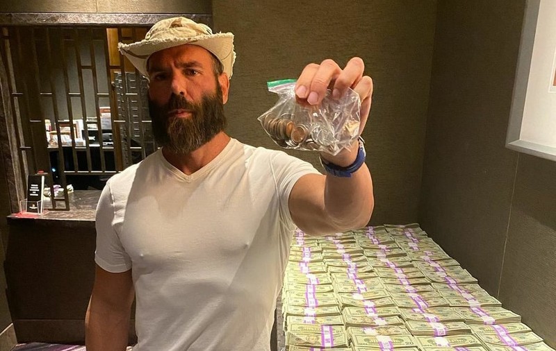 Dan Bilzerian va lansa curând o autobiografie controversată. Excentricul milionar e mândru: „E o operă de artă”