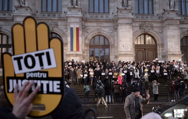 OPINIE | PAH, despre greva magistraților și pensiile lor speciale: „Independența trece prin stomac”