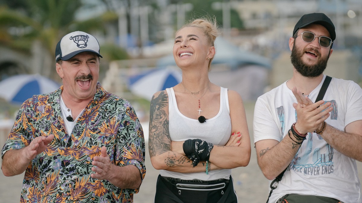 Anamaria Prodan, alături de Romică și Cătălin
