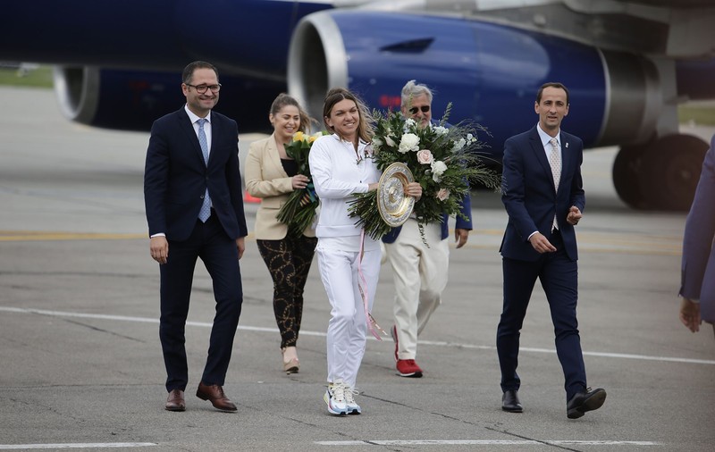 Simona Halep, declarații la Salonul Oficial de la Otopeni. "E un succes enorm, dar nu a fost atât de ușor pe cât a părut"