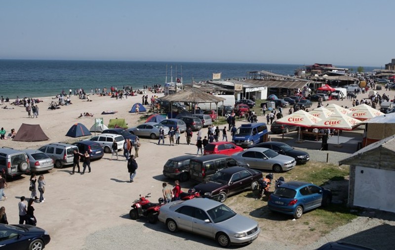 Mamaia şi Vama Veche, cele mai căutate staţiuni de 1 mai| STUDIU
