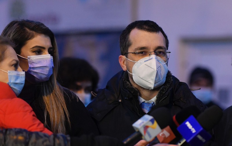 Atac dur din PNL la Vlad Voiculescu: „Ministerul Sănătății, o pălărie prea mare pentru el”. Omagii pentru Nelu Tătaru