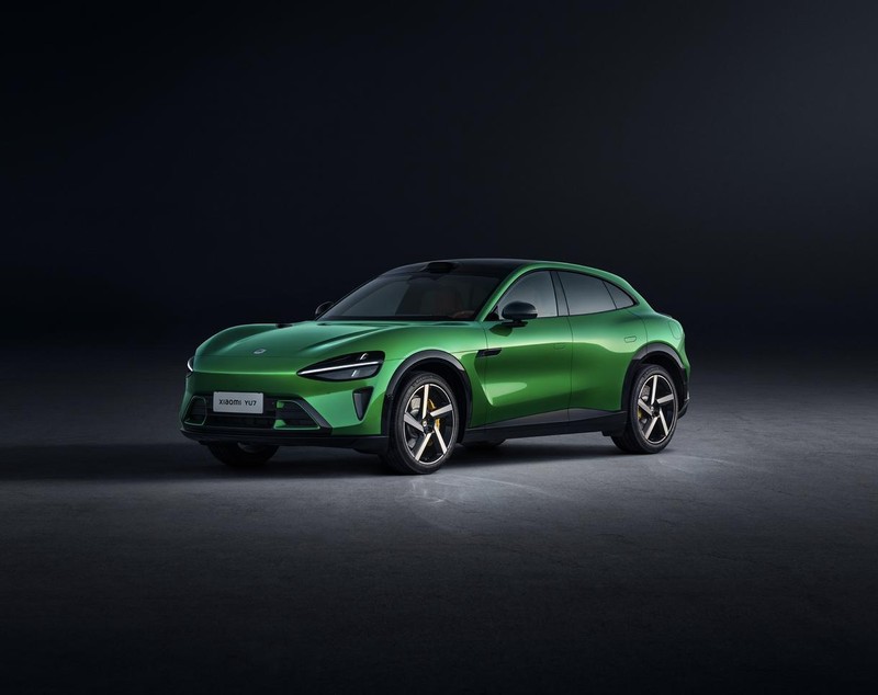 Xiaomi a lansat noul YU7, un SUV electric cu autonomie de 835 km, competitor direct pentru Tesla Model Y