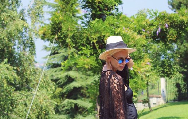 Jojo, sexy în vacanță. Cât de mult i-a crescut burtica de gravidă