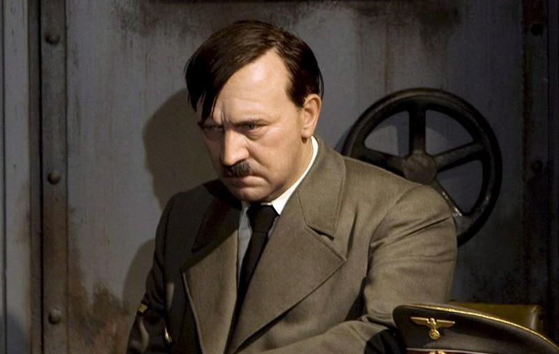 Picturile lui Hitler scoase la licitaţie