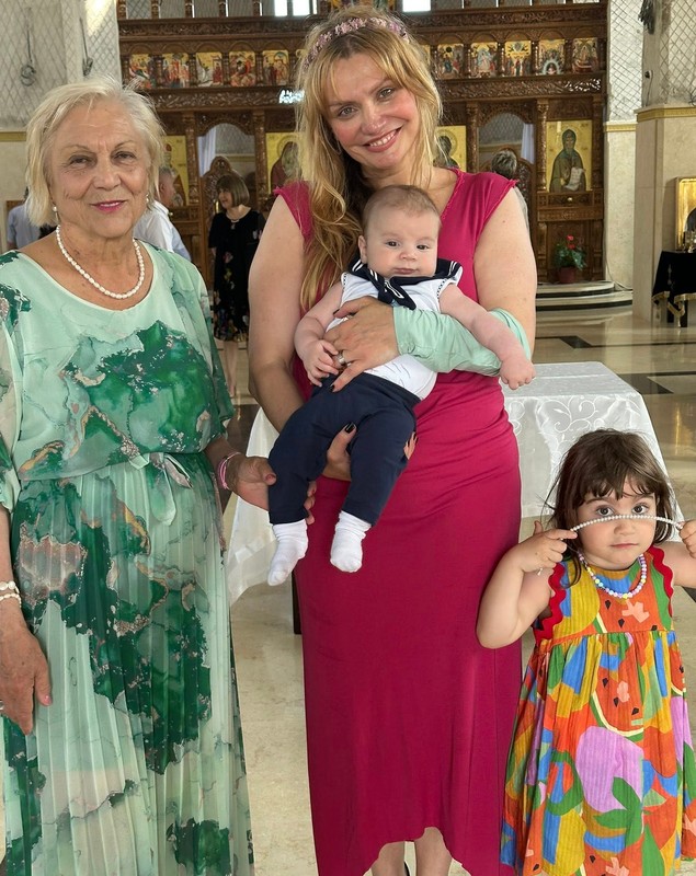 Ce planuri are Cristina Cioran pentru Crăciun, alături de cei doi copii. Tatăl micuților se află în închisoare pentru trafic de droguri. „Când nu mai pot, mai pot puțin”