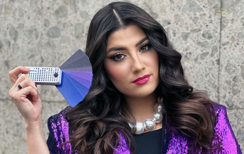 Cum alegi culorile care te avantajează. Mariana Romanică, consultant de imagine cu studii în Statele Unite și Italia: „Poți purta orice culoare, dacă știi cum să o adaptezi la tine”