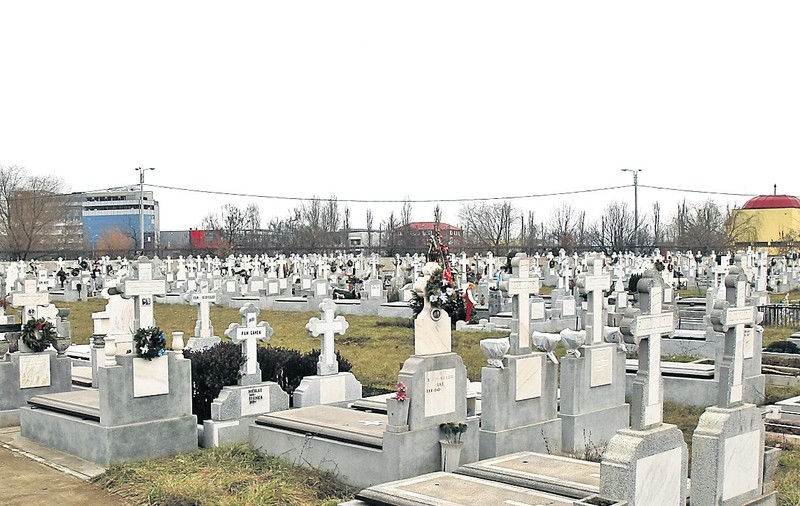 Fiscul vinde până şi locuri de veci