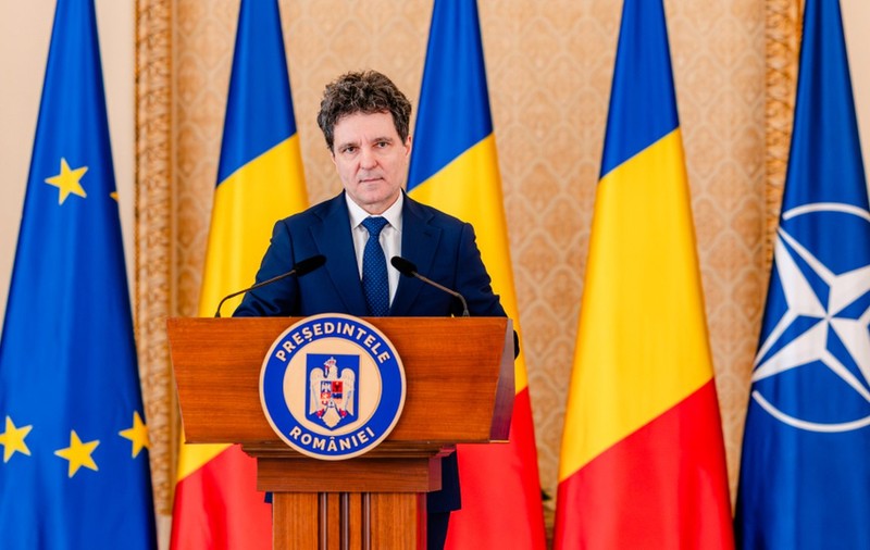 Mesajul de rămas bun trimis de Nicușor Dan când a aflat că Mircea Lucescu a murit